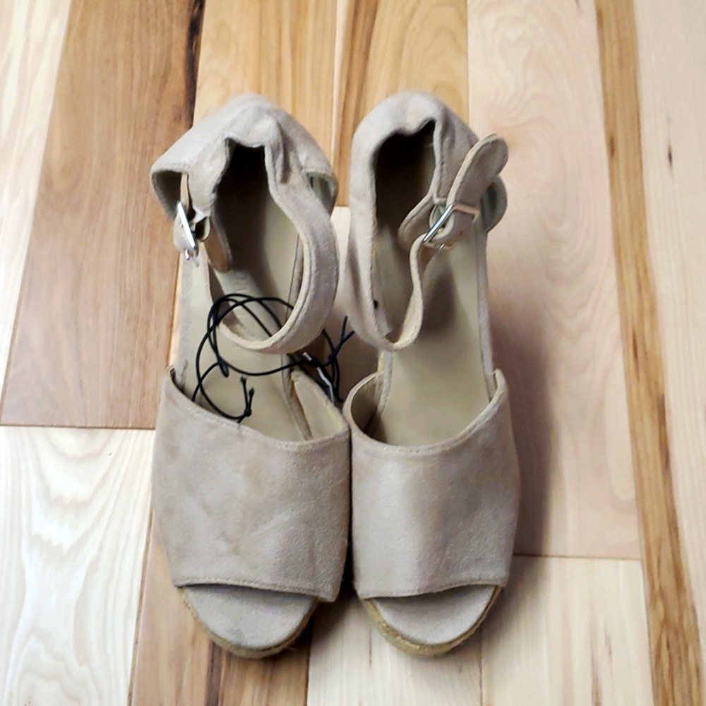 Women espadrilles